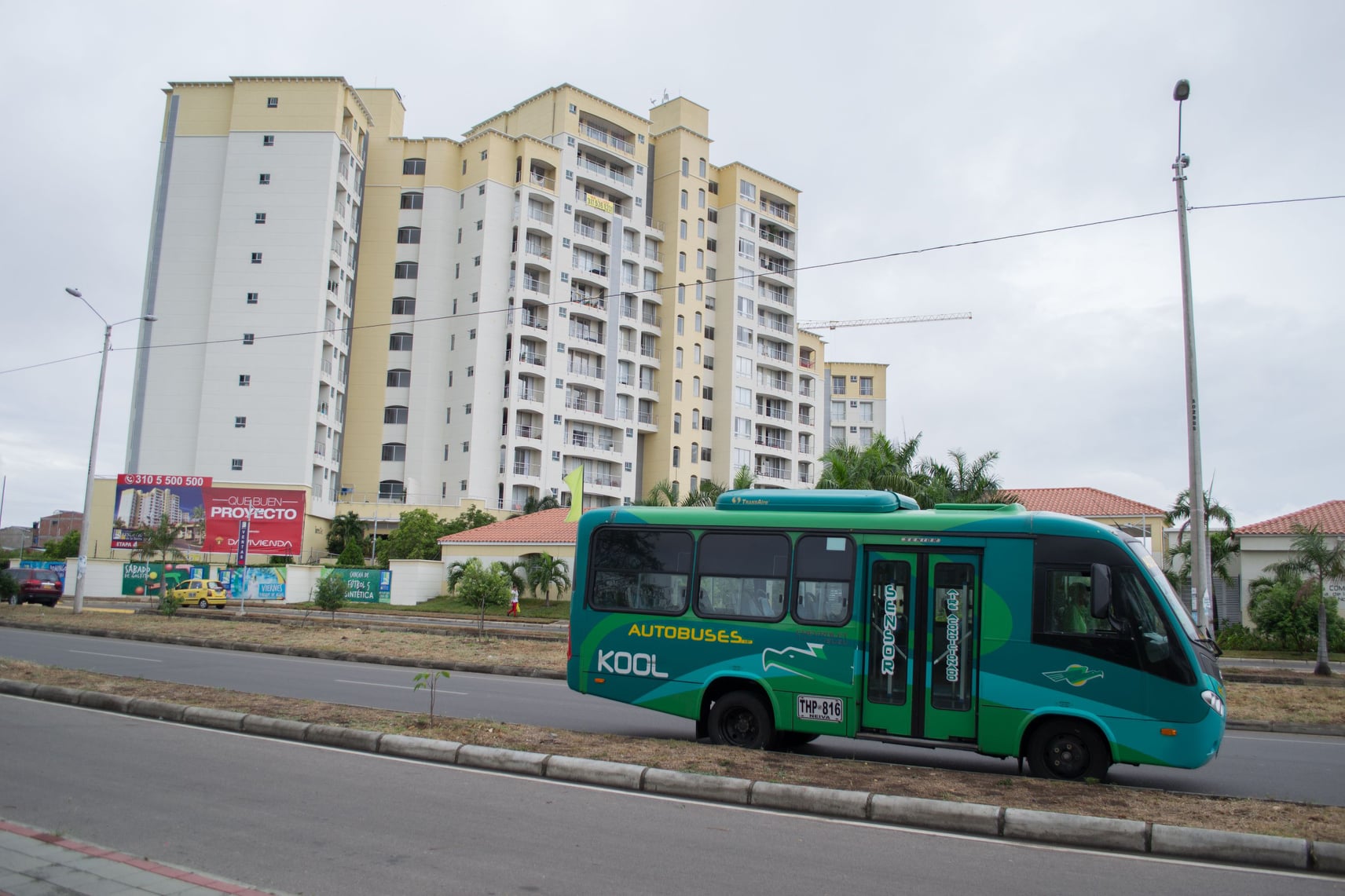 Bus AUTOBUSES - vista lateral